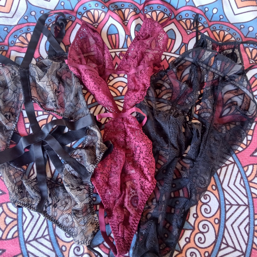 Victoria's Secret Black and Burgundy Lace Intimates